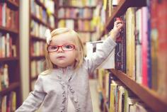 Used book store 2 year photo shoot.  LOVE this!!  Need to do a book/library shoot with the girls! :)