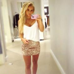 love that skirt!