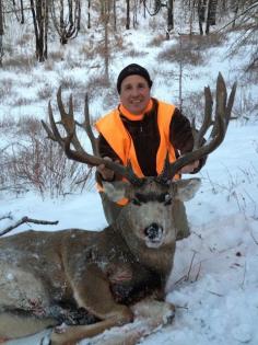 Monster Mule Deer Buck - Wayne Oberg - Big Game Hunting - findmeahunt.com - Utah Mule Deer