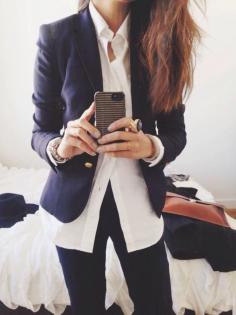 Casual chic, work style —> navy blazer, white buttoned-down + dark jeans (that statement ring is also pretty fab)