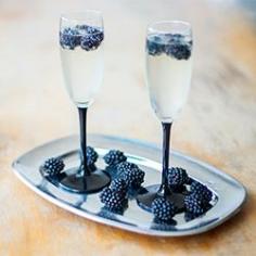 Prosecco & Blackberries Cocktail Recipe