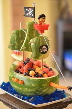 Watermelon Pirate Ship...I would never take the time to do this, but it sure is cute.