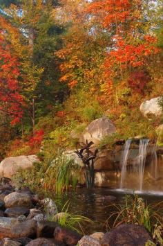 Traditional Landscape by R&A Water Features and Landscaping