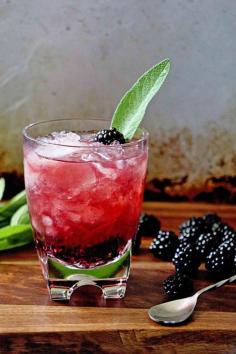 Blackberries+Bourbon= Blackberry Sage Old Fashioned – The Wicked Strong