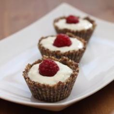 Raw cups with cream filling