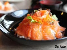 This deconstructed smoked salmon sushi bowl recipe is a favorite! It’s full of healthy omega 3 fats, flavor and is so easy to make! If you like sushi, this recipe is sure to be your new favorite!