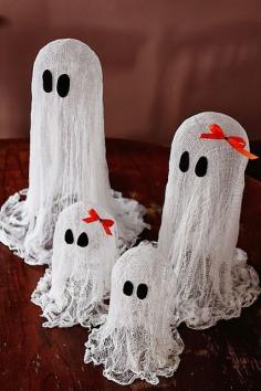 
                        
                            DIY Halloween Decorations for me to do next year!!
                        
                    