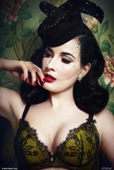 
                        
                            Dita
                        
                    