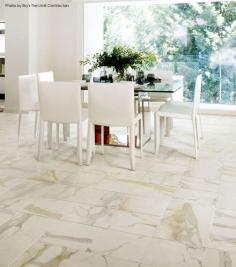 While most think white will make a dining room look dull and suppress the appetite, the homeowner of this California home decided to give it a try. And it turns out, he was right. The white palette helps open up the space and create an atmosphere that's both modern and classic. #AllWHite #DiningRoom #InteriorDesign