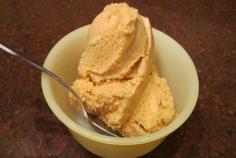 Pumpkin Ice Cream Easy 4 Ingredients. Photo by Rita~