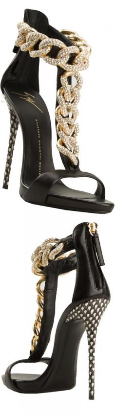 
                        
                            GIUSEPPE ZANOTTI DESIGN curb chain sandals
                        
                    