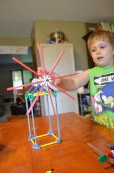 Build a working windmill with the K'NEX 52 Model set!