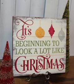 
                    
                        CHRISTMAS Sign/Subway Style/It's Begining to look a lot like CHRISTMAS/Typography/Christmas Decoration/Country Christmas on Etsy, $27.95
                    
                