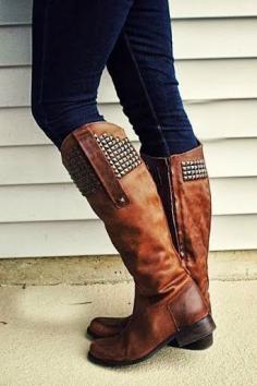 
                    
                        Brown Steve Madden long boots
                    
                