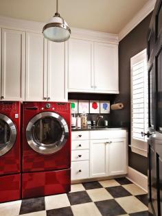 
                    
                        Laundry Room. Interior Designer Traci Zeller.
                    
                