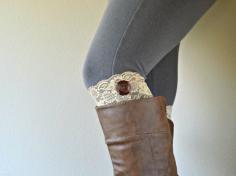 
                    
                        Tan Peep socks, Lace boot cuffs are soft and very stretchy and about 5 long , 5.5 to 6 wide with cute brown wooden buttons.    -Sizes-  Please select
                    
                