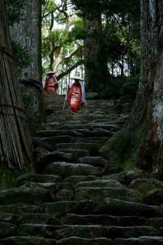 
                    
                        Kumano Nachi Taisha is a Shinto shrine and part of the UNESCO-designated World Heritage Sacred Sites and Pilgrimage Routes in the Kii Mountain Range of Japan.
                    
                