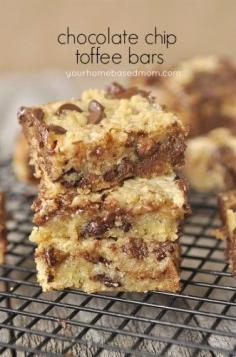 
                    
                        Ooey, Gooey Chocolate Chip And Toffee Bars - your homebased mom
                    
                