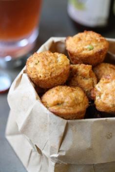 
                    
                        Spicy Cheddar "Cornbread" Muffins (that are actually #cornfree). Perfect #SuperBowl party food (developed for #Sponsored #RecipeReDux contest)
                    
                