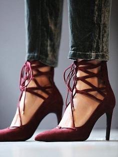 
                    
                        gorgeous lace up heels rstyle.me/...
                    
                