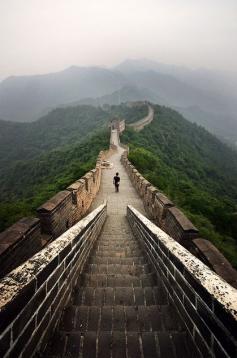 Who has the Great Wall of China on their travel bucket list?