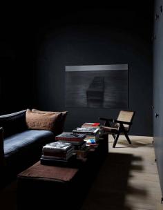 
                    
                        Moody Living Room - Vincent van Duysen
                    
                