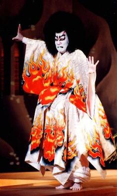 
                    
                        BANDO Mitsugoro (1956 - 2015, Feb) 坂東三津五郎 Great Kabuki actor and Medal with Purple Ribbon holder.
                    
                