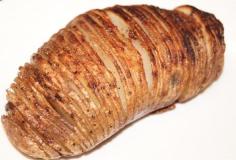 
                    
                        Garlic Hasselback Potatoes, 5 weight watchers pointsplus, perfect side dish
                    
                