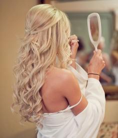 
                    
                        Half up wedding hair is the perfect style for every bride, and here's why... - Wedding Party | Wedding Party
                    
                