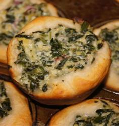 
                    
                        Mini Spinach & Artichoke Bread Bowls | Slender Kitchen
                    
                