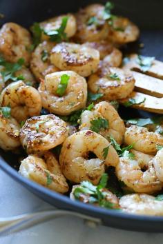 
                    
                        Tequila Lime Shrimp - Easy shrimp seasoned with fragrant spices and spiked with tequila, takes weeknight sauteed shrimp from ordinary to amazing in less than 10 minutes!
                    
                