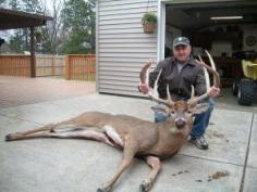 
                    
                        A World Record 8-Pointer? This buck is insane!
                    
                