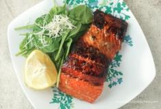 
                    
                        Brown Sugar Salmon, 184 calories, 5 Weight Watchers PointsPlus, only 4 ingredients and ready in less than 10 minutes
                    
                