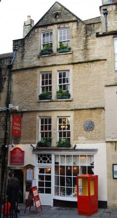 Sally Lunn's, the oldest house in Bath, Somerset. Flickr - Roland Turner Photo ref; DSC1523-2012