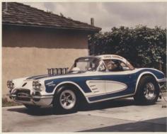 
                    
                        Vintage Drag Racing - Corvette
                    
                