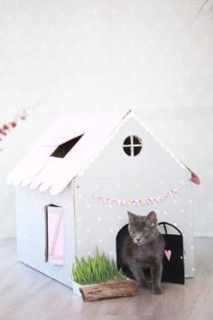 DIY Inspiration for Cardboard Cat Houses | Apartment Therapy