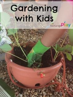 Gardening with Kids from Encourage Play, simple and easy gardening activities for you to enjoy with your kids! The Ultimate Pinterest Party, Week 53