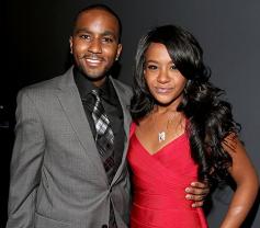 
                    
                        Nick Gordon Learned of Bobbi Kristina's Death Online, Is "Devastated" - Us Weekly
                    
                