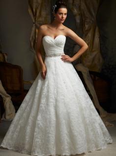 A-line/Princess Sweetheart Sleeveless Beading Court Train Organza Wedding Dress