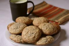 
                    
                        Cinnamon Girl: XL Chocolate Chip Cookies
                    
                