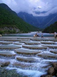 Bluemoon valley china