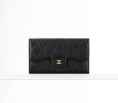 Flap wallet in quilted lambskin - CHANEL