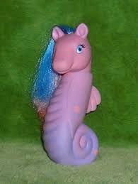 
                    
                        Remco Seahorse (love its cute face) ...
                    
                