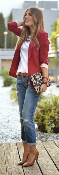 Daily New Fashion : Distressed boyfriend Jean, nude heels, animal print clutch and burgundy blazer....love this outfit!