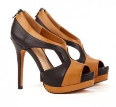 Colorblock platform sandal