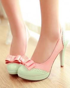 Pink and green pastel pumps. Pastel shoes.