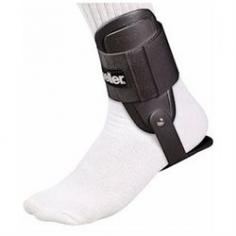 Prevent rolled and sprained ankles with the Mueller Lite Ankle Brace. Ideal for volleyball, basketball and other sports with a high-risk of ankle injury, this ankle brace has padded, rigid side supports that protect against inversion sprains, while hinges provide flexibility and a full range of motion. One strap make this adjustable brace easy to get on and off. Fits inside most shoes on either foot. Fits women's size 6-men's size 18. Color: Black.