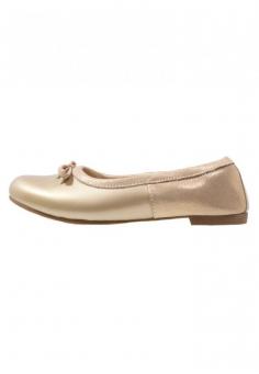 She'll look simply stunning in these savvy and chic Milano Flats. Premium leather upper with delicate bow adorning the front. Slip-on design for easy on and off. Breathable leather lining and a cushioned leather insole. Durable rubber outsole. Imported. Measurements: Heel Height: 1 2 inWeight: 4 ozPlatform Height: 1 4 inProduct measurements were taken using size 2 Little Kid, width M. Please note that measurements may vary by size.