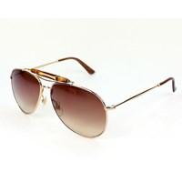 These Gucci Men's 2235/S Metal Aviator Sunglasses are smart, fun and sexy. The unique frame color goes perfectly with the brown gradient lenses and is sure to turn heads. Beautiful authentic Gucci 2235/S 0J5G/OH Gold/Brown Gradient Sunglasses made in Italy. Includes original case, cleaning cloth and authenticity card.