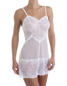 Chic and sexy this gorgeous Embrace Lace Chemise is a dream come true.
